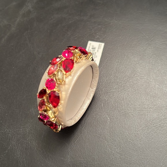 Anne Klein Stretch Bracelet with Hot Pink, Champagne and Reddish Jewels. - Picture 2 of 8